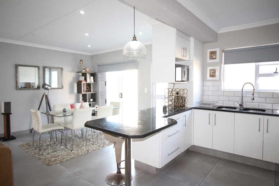 3 Bedroom Property for Sale in Nahoon Valley Park Eastern Cape